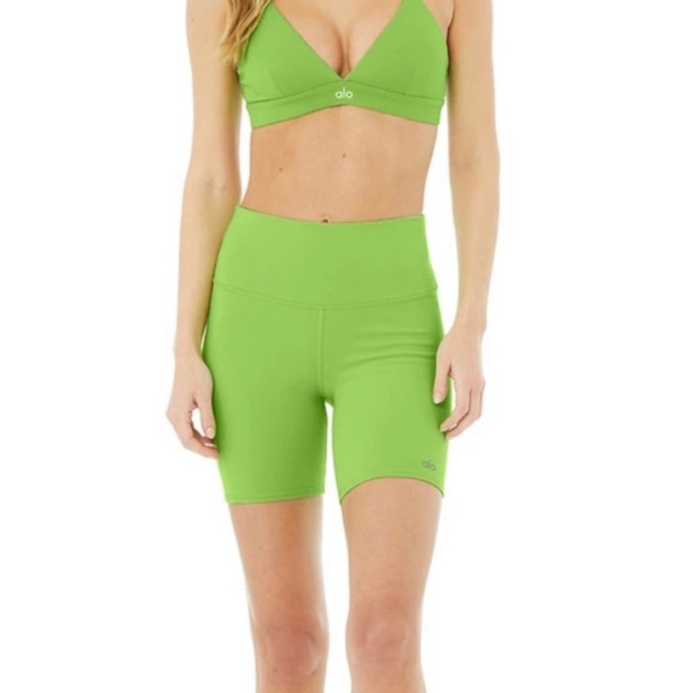 7" High-Waist Biker Short - size Large - Green Apple